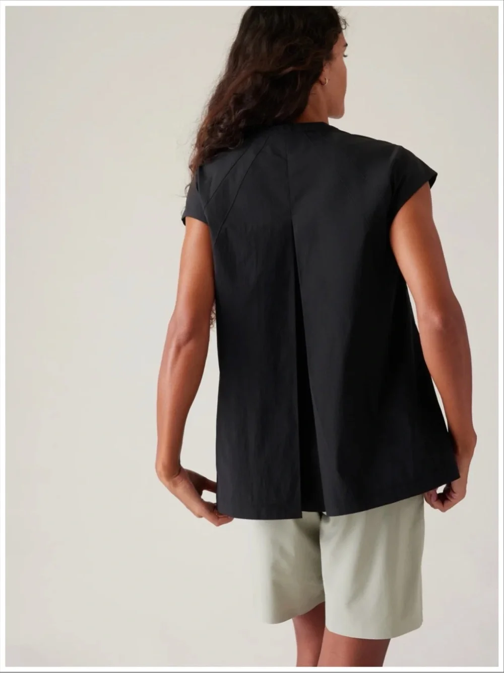 Athleta Performance Poplin Popover Top | Black | #587913 | [D13]